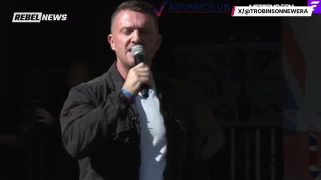 Tommy Robinson addresses massive crowd at 'Unite the Kingdom' rally