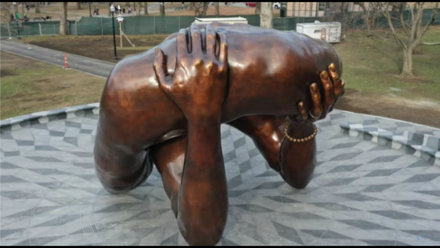 Ugliest Martin Luther King Jr Statue Ever! (host K-von cringes)
