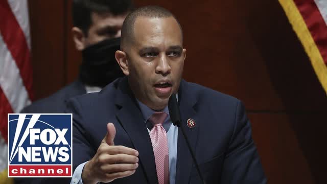 Democratic Leader Jeffries holds press conference on government shutdown