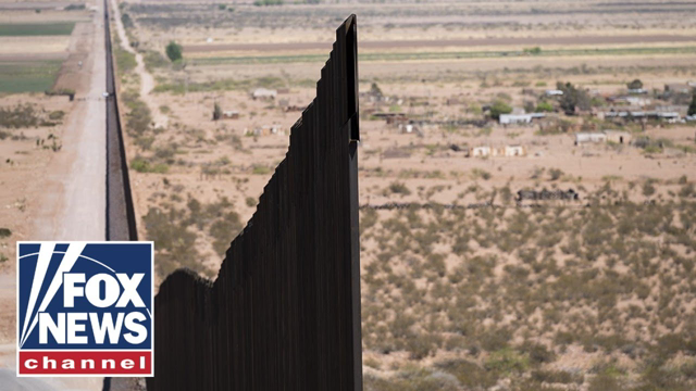 Exclusive: Packed buses drop migrants off in Texas