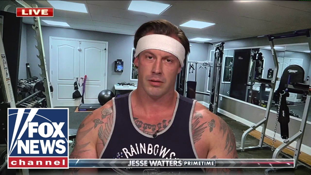 Article claims fitness is used to radicalize young people