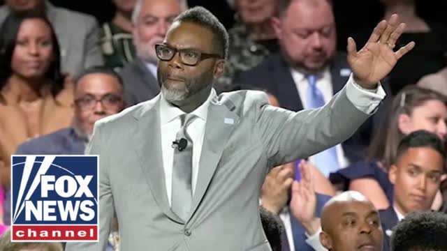 Far-left mayor ANGERS Chicago residents: 'It is not safe!'