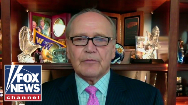 A recession is coming 'like a rocket ship': Former Chrysler CEO