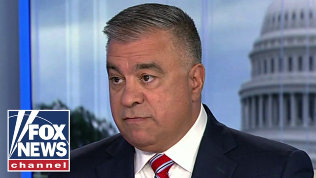 Former Trump campaign official says this pre-election poll is 'fantastic' for Republicans