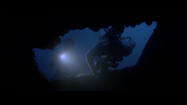 02 - The Deep (1977) (See Rare missing beginning first)