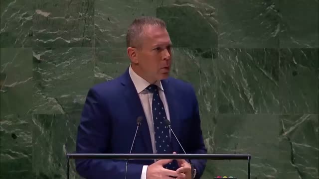 PLEASE PLEASE WATCH AND SHARE!!  People all over the globe NEED to see this!!  Gilad Erdan, Israel's Envoy to the UN delivers a strong message.