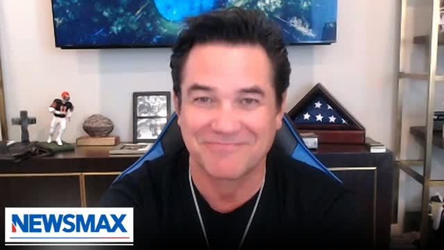 Dean Cain: ICE Agents 'real true heroes'
