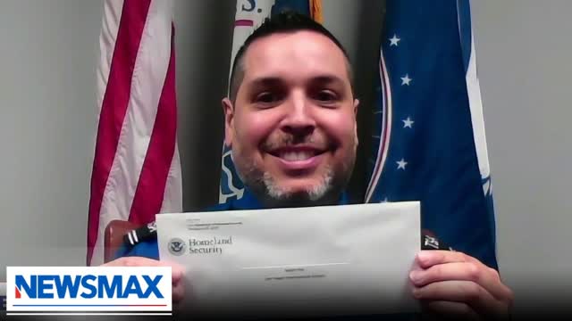 �Mission always comes first�: TSA officer with perfect attendance during shutdown | National Report