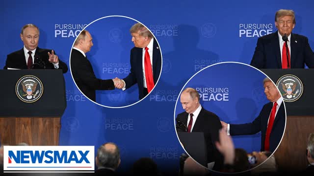 Trump is making 'alpha moves,' showing Putin he's the 'guy in charge': Body language expert