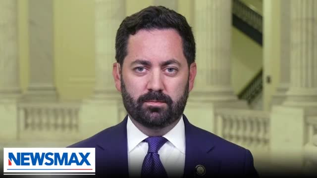 Hakeem Jeffries is a �hypocrite�: Rep. Mike Lawler