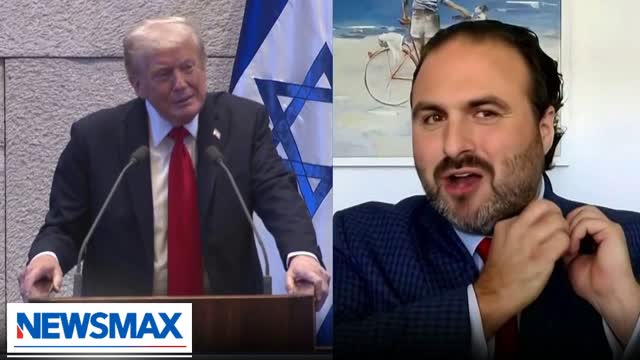 Israel advocate removes pin after living hostages released from Trump deal