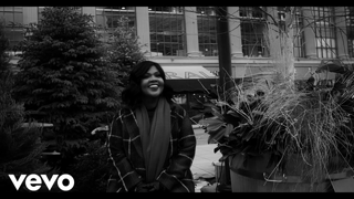 CeCe Winans - It's Christmas (Official Music Video)