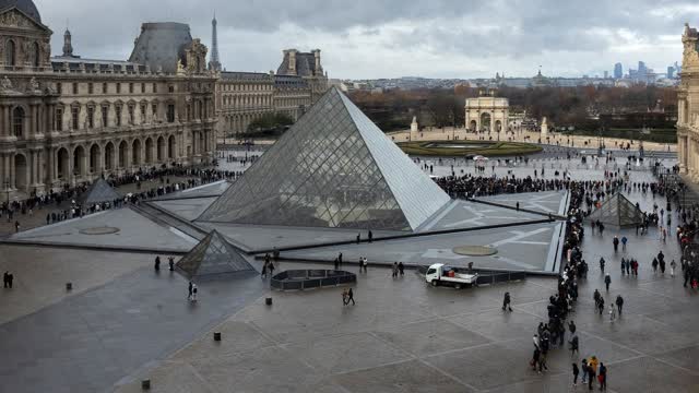 Louvre Raises Prices for Non-EU Visitors