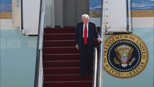 REPLAY: Trump Arrives in Japan After Attending ASEAN Summit