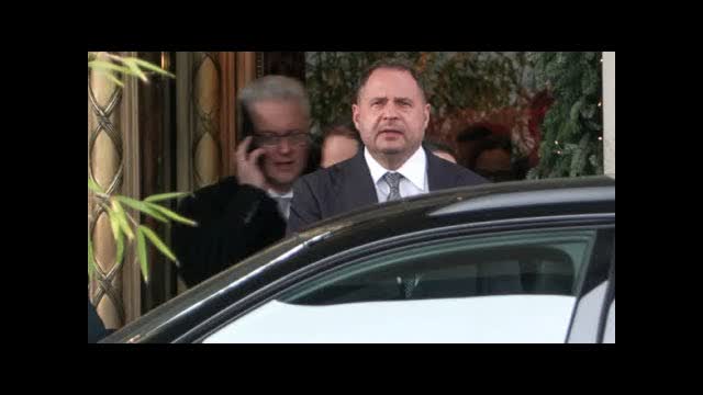 Zelenskyy's Chief of Staff Resigns as Ukraine Corruption Investigations Widen