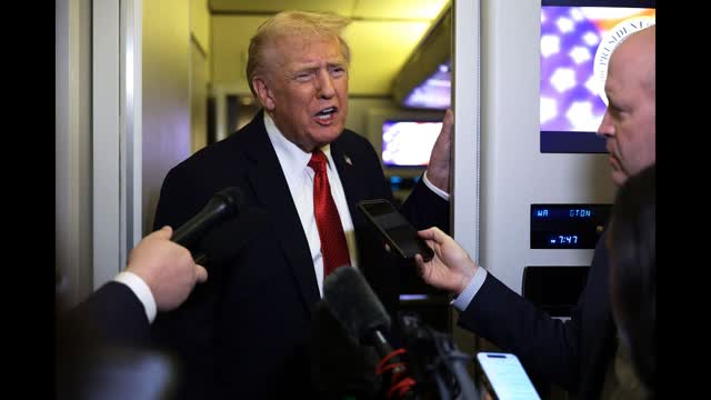 Trump Warns Colombia's President to Destroy Drug 'Fields' or US Will