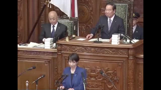 Japan�s New PM Pledges to Boost Defense Ahead of Trump�s Asia Tour