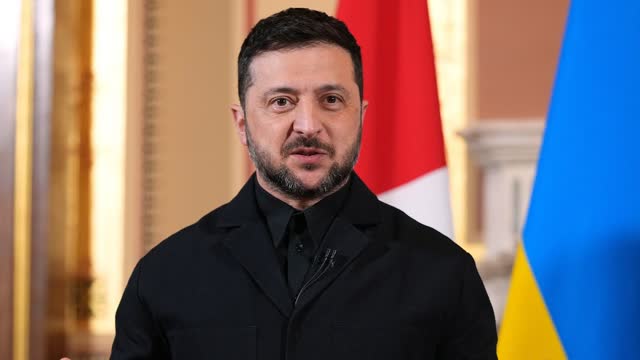 Ukraine Asks �Coalition of Willing� for Deep-Strike Weapons