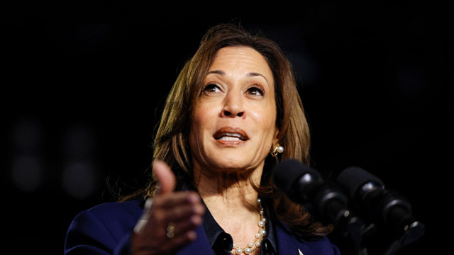 LIVE: Harris Rallies in Grand Rapids, Michigan