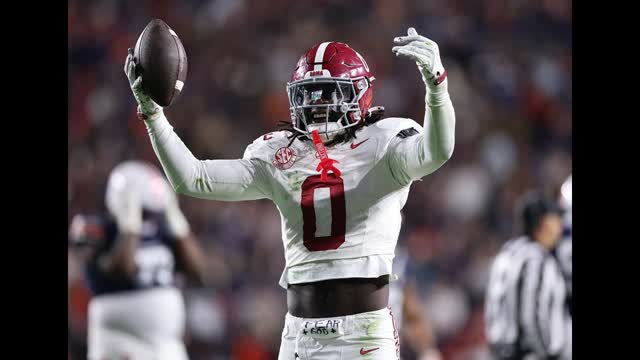 Alabama, Notre Dame Flip Flop in Latest Playoff Rankings
