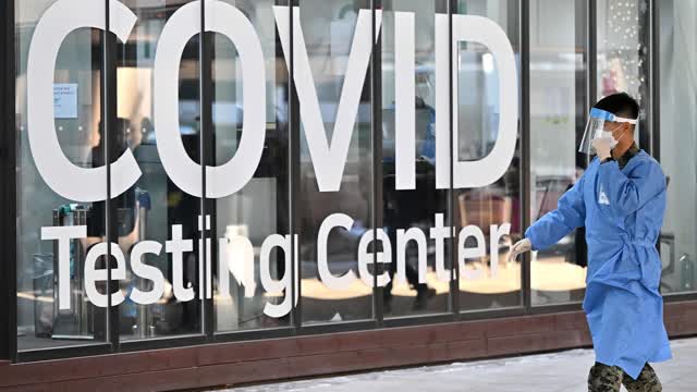 Chinese Bio Firm Sues Government for $60 Million in Delayed COVID Bills