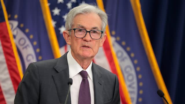 LIVE: Federal Reserve Chair Jerome Powell Speaks on US Economic Outlook
