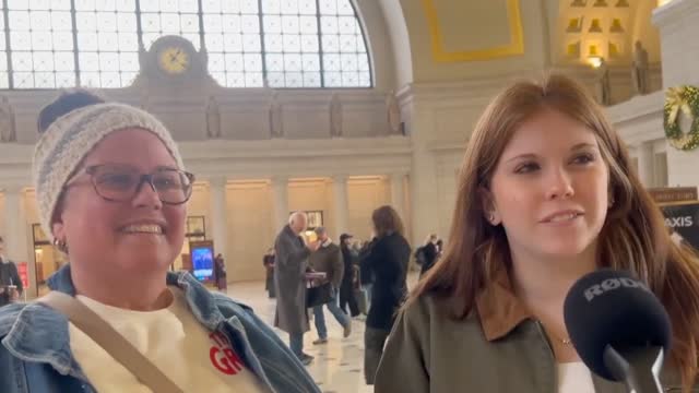 Christmas Tree at DC�s Union Station: A Symbol of Goodwill