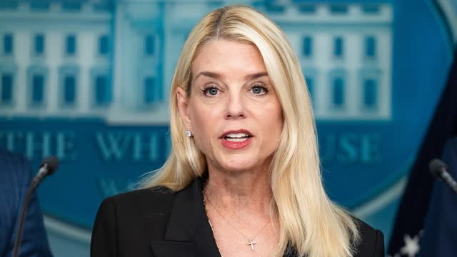 LIVE: Bondi Holds Press Conference on Combatting Human Smuggling