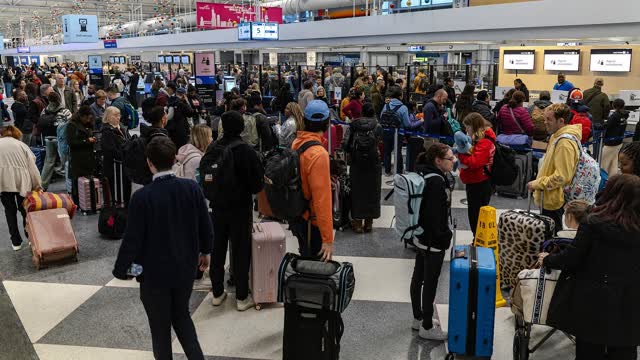 Busy Holiday Travel Season Kicks Off