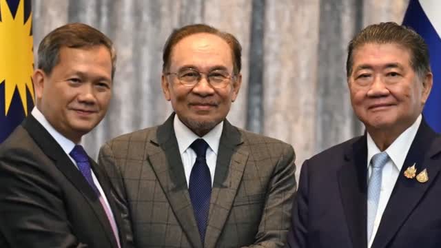 Trump Announces Thailand and Cambodia Ceasefire