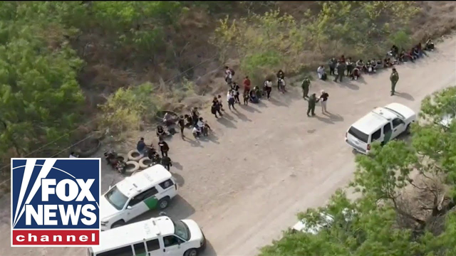 Texas mayor declares disaster as migrants surge into city