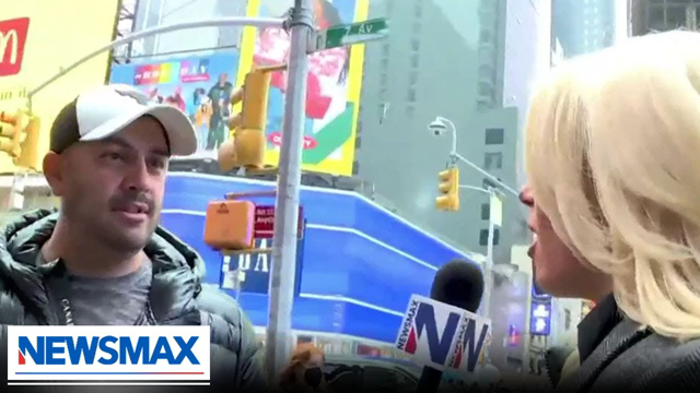 Time Square visitors share their 2022 predictions | REPORT | 'John Bachman Now'