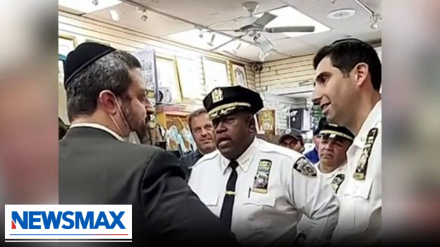 Police Department shows solidarity with Jewish Community