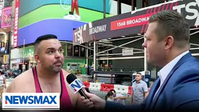 New Yorkers react to the growing refugee crisis | Carter to the Streets
