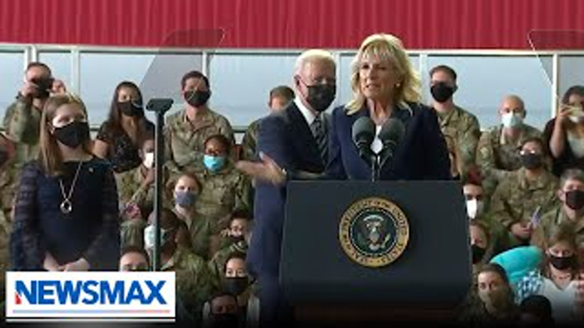 Jill Biden reminds Joe to 'pay attention' | WATCH