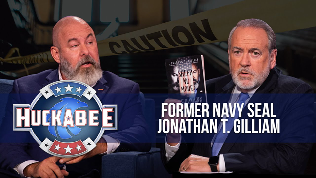 Former Navy SEAL Jonathan T. Gilliam Teaches Mike How to SURVIVE | Huckabee