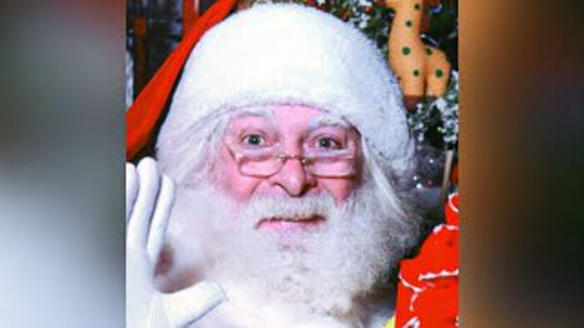 LIVE: Santa Claus Sets Off for His Annual Journey Around the World