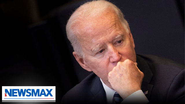 Biden under pressure as COVID surges | REPORT