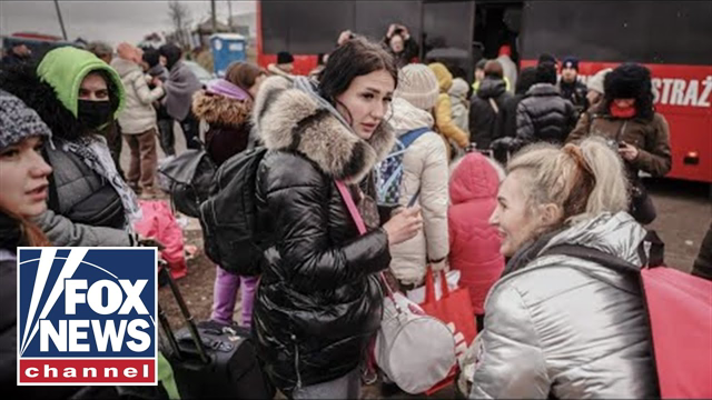 Kyiv school uses minibus to bring refugees to safety