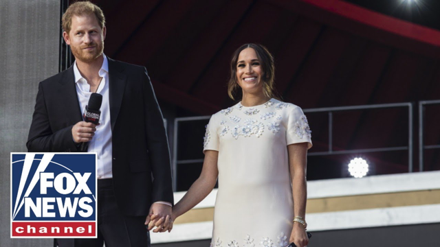 Huckabee: Nothing says 'common man' like seeing Meghan Markle and Prince Harry