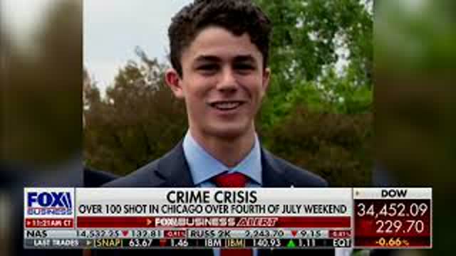 University Of Chicago Student Slams Dem Mayor For “Empty Platitudes,” Failure To Control Crime