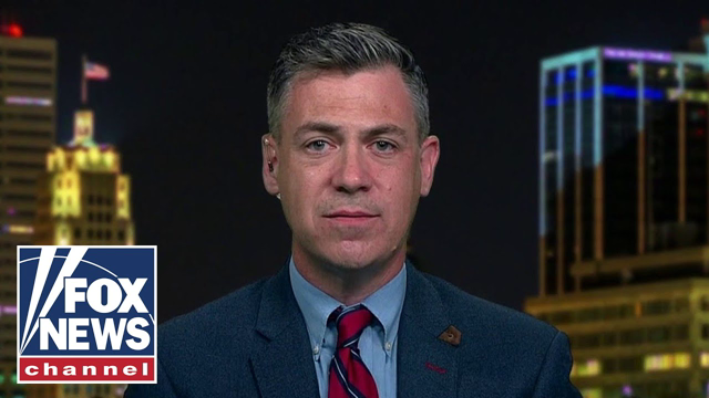 It is a 'travesty' that Republicans would go along with infrastructure: Banks
