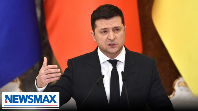 Volodymyr Zelensky responds to Russia adding 7,000 to border | Wake Up America