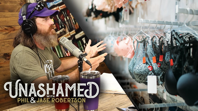 Jase's Awkward Trip to Buy Women's Underwear and Why Missy Was Upset with Him | Ep 311