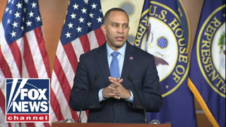 House Democrats hold press briefing l 1/19/22