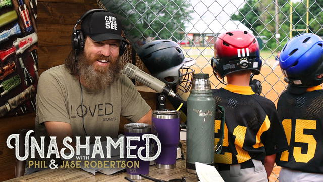 Jase’s Reasons You Shouldn’t Listen to Your Parents & Phil’s Amazing Softball Abilities | Ep 317