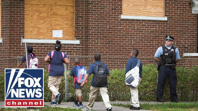 'Outnumbered' slams Chicago Teachers Union for vote on remote learning