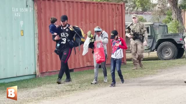 Exclusive: Cuban Migrants Breach New Texas Border Barrier